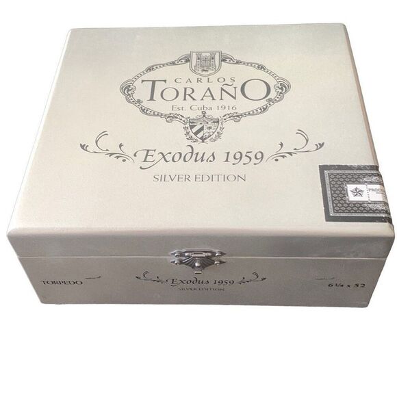 Pre Owned Carlos Torano Exodus 1959 Silver Edition Cigar Box Torpedo - Picture 1 of 16